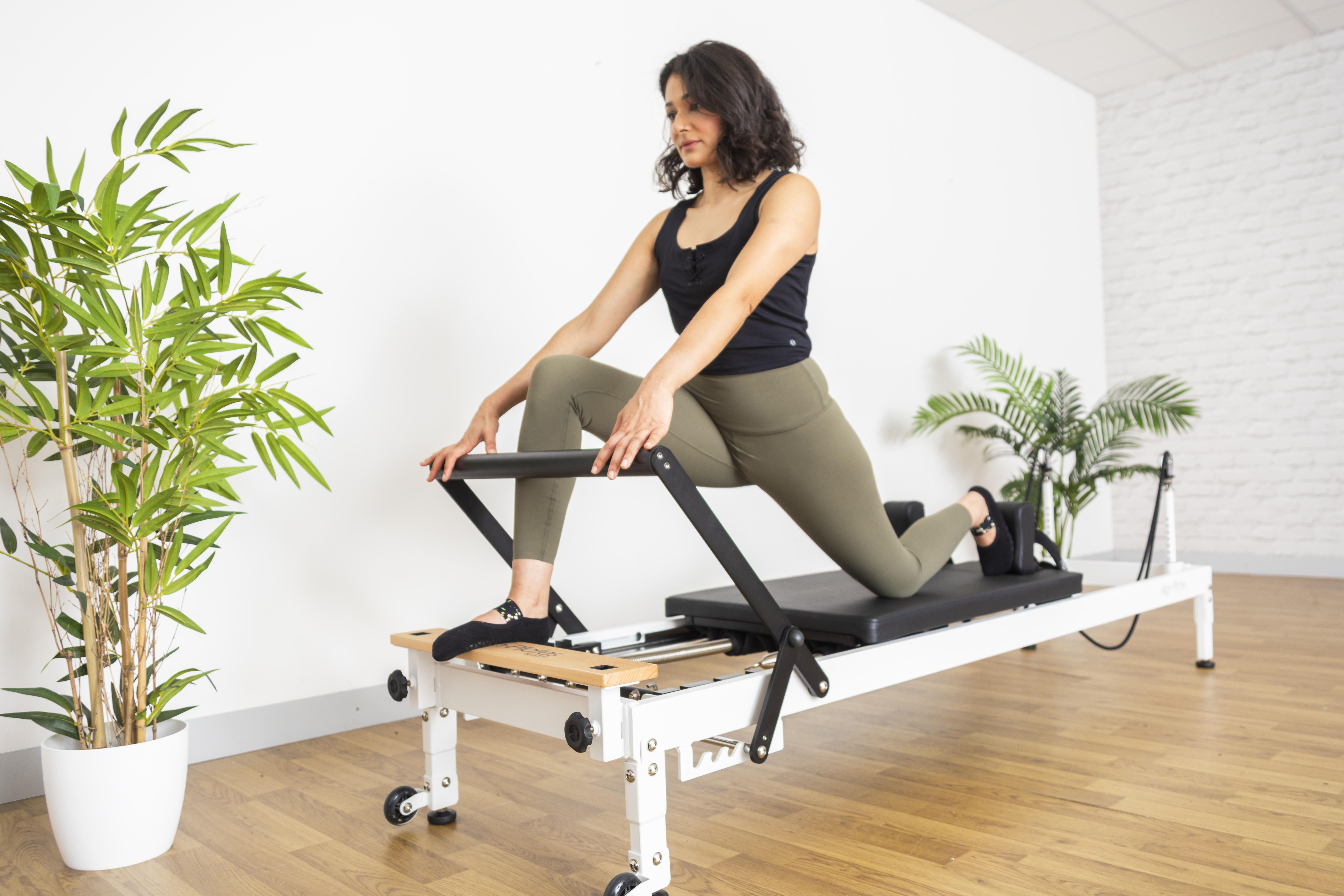 R8-Pro Reformer White
